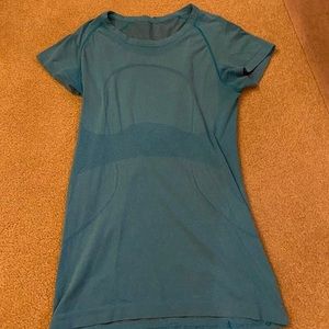 Lululemon Swiftly Tech Short Sleeve
